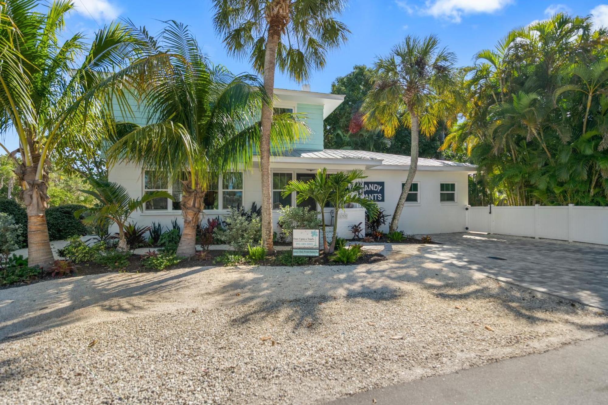 Sandy Pants - Designer Beach Chic Home Steps To Beach Backyard Oasis W Heated Pool 애나 마리아 외부 사진
